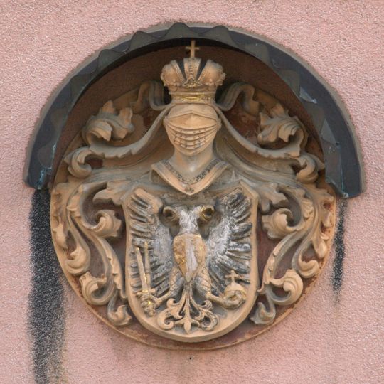 Hauszeichen, Wappen am Bauteil zwischen Hauptplatz 20 und 5
