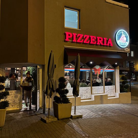 Pizzeria um Moart