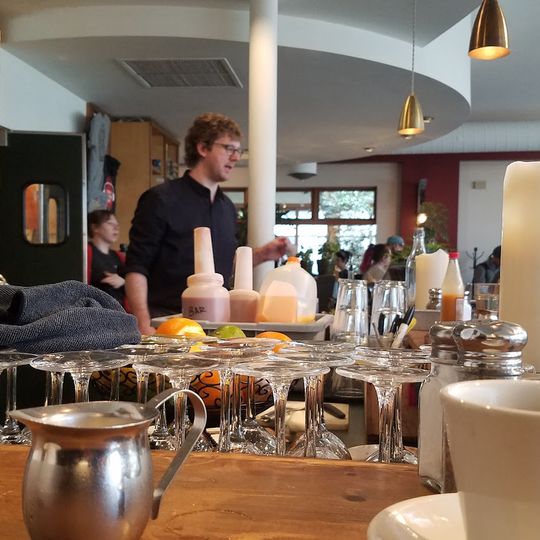 Cafe Flora