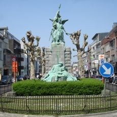 Heroes Monument
