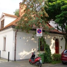 2/II, Wieniawskiego Street in Warsaw