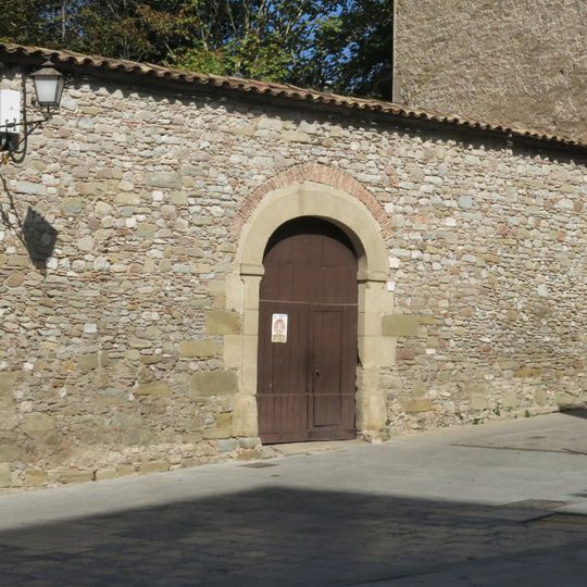 Restes del mur Universitat Literària