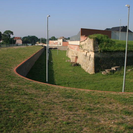 Individual Monuments Fort Zinna