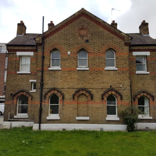 The Lodge, Former Clapham Fire Station