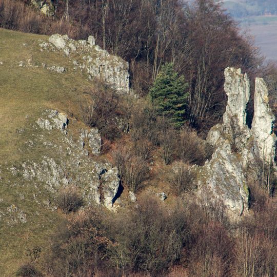Zwillingsfelsen am Walberla-Berg SSE von Kirchehrenbach