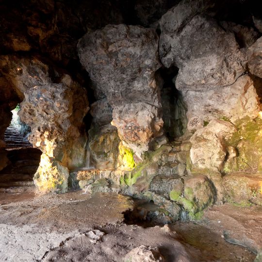 Grotte de rocaille Juvisy-sur-Orge