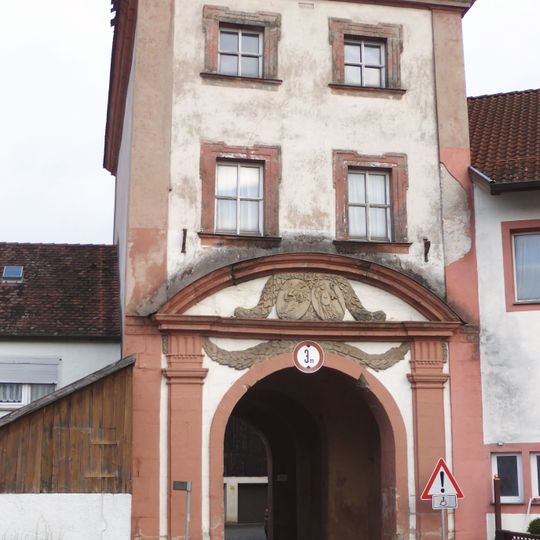 Torhaus, sogenannter äußerer Torturm