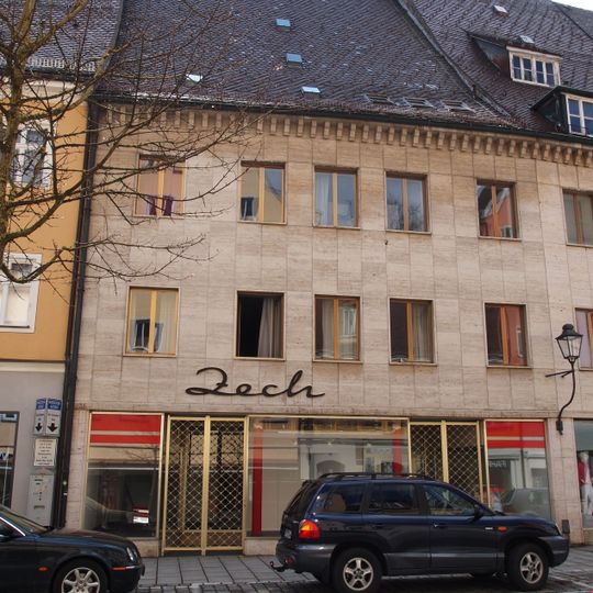 Kaiser-Max-Straße 35