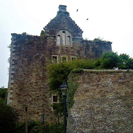 Former Naval Officers Quarters Including Boundary Walls To East
