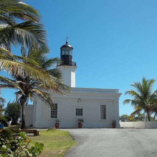 Faro de Punta Tuna
