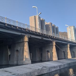 Qingshui Bridge