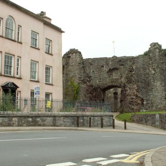 Outer Gatehouse To Laugharne Castle,market St.