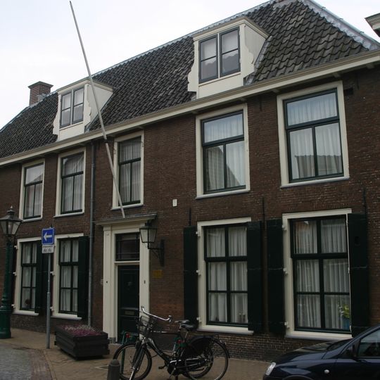 Hoofdstraat 8, Leiderdorp