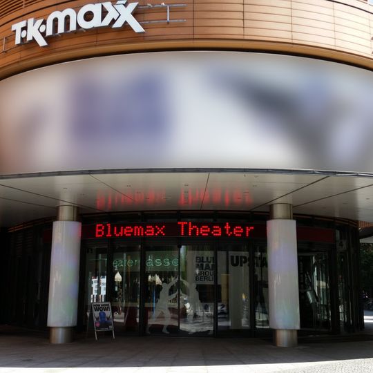 BlueMax Theater