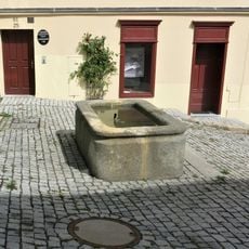 Kašna u domu Kostelní 80/23 v Lokti