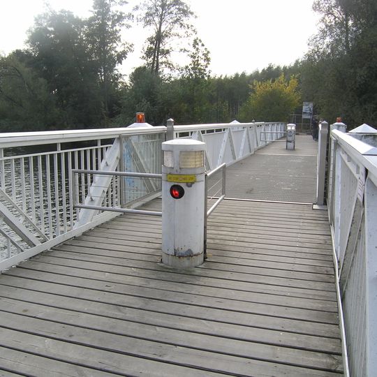 Maselake footbridge