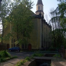 Most přes Chlumecký potok u kostela v Chlumci