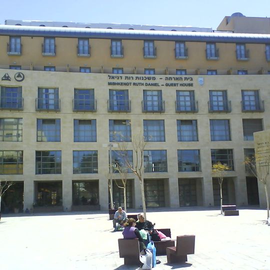 משכנות רות דניאל