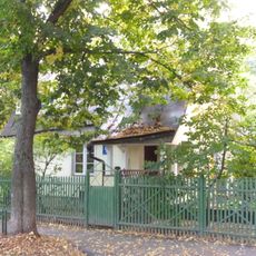 Улица Поленова 9