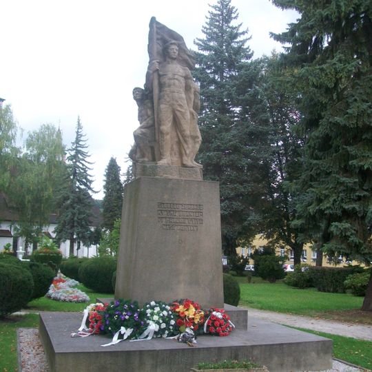 Pamätník SNP, súsošie