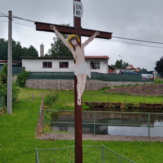 Kříž v centru obce