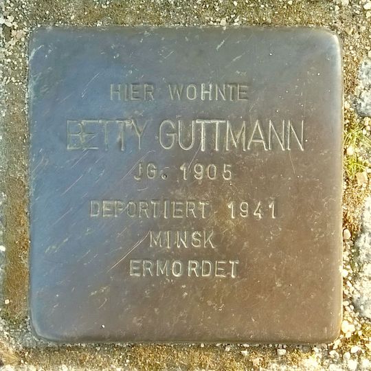 Stolperstein en memoria de Betty Guttmann