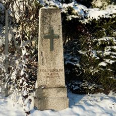 Memorial stone