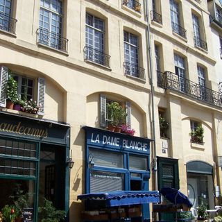 47 rue de la Montagne-Sainte-Geneviève, Paris