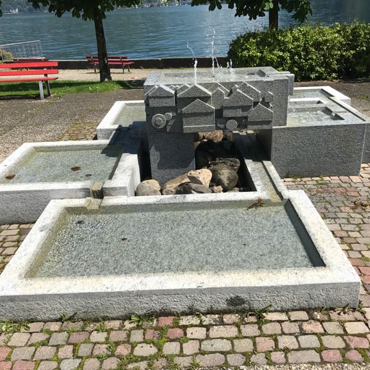 Brunnen Gemeindehaus