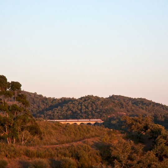 Ponte Ferroviária dos Mouratos