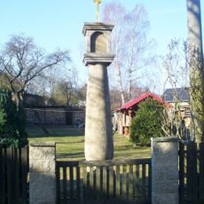 Column shrine in Bynovec