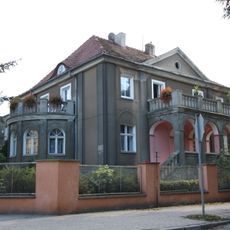 25 Niepodległości Street in Sulechów