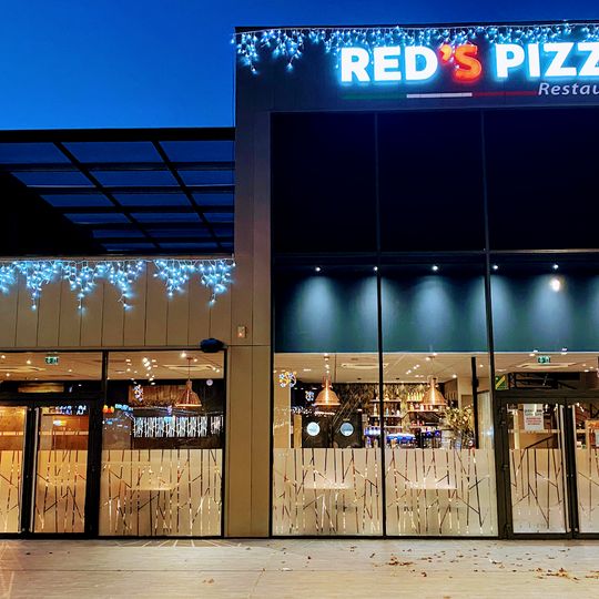 Red’s Pizza