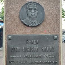 À Augusto Motta