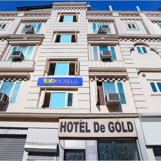 FabHotel De Gold