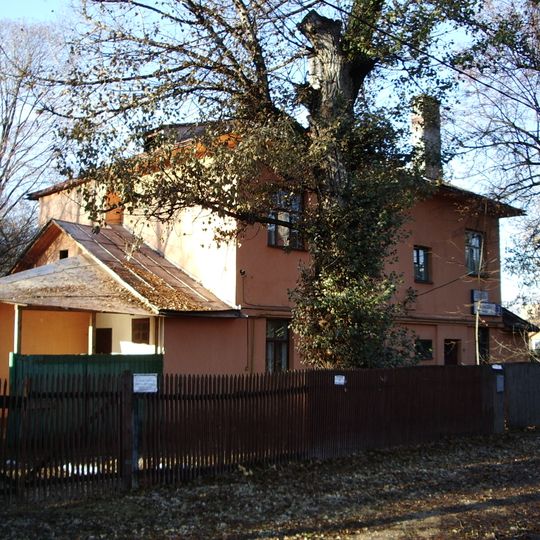 Улица Саврасова 3