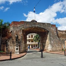 Puerta de la Misericordia, Santo Domingo