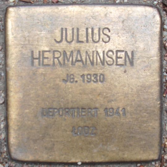 Stolperstein dedicated to Julius Hermannsen