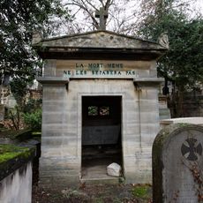 Grave of Tavernier de Joly