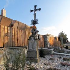 Kříž u domu 19 ve Slavičkách