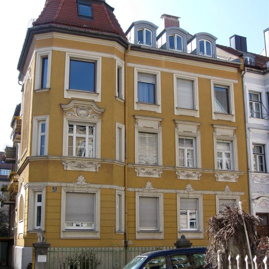 Orffstraße 21