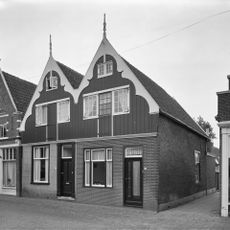 Oosteinde 10, De Rijp