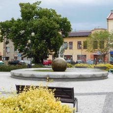 Kašna na náměstí Dr. E. Beneše v Holešově