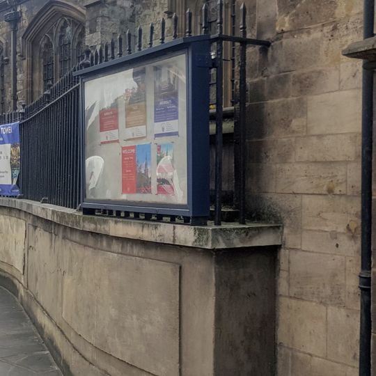 Railing And Dwarf Wall To Church Of All Hallows