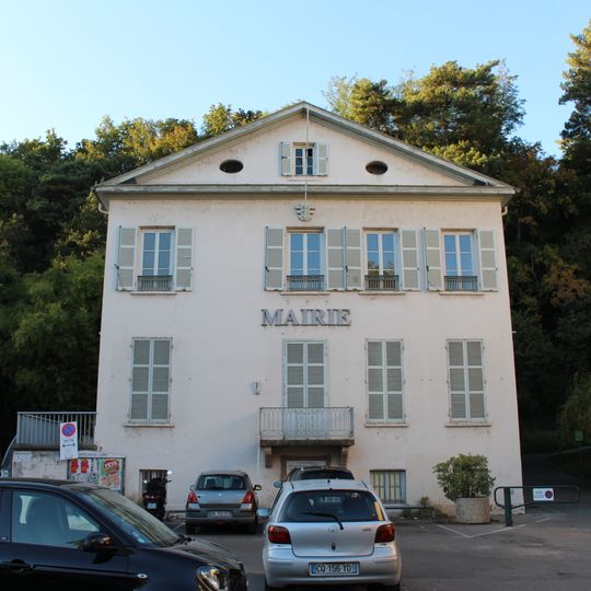 Former town hall of Saint-Rambert-l'Île-Barbe