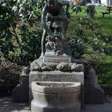 L'enfant au masque