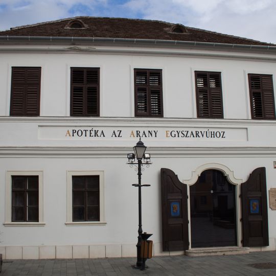 Pharmacy to the Golden Unicorn