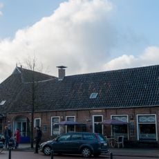 Brink 15-17 (Roden, Noordenveld)