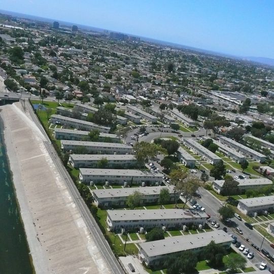 Mar Vista Gardens