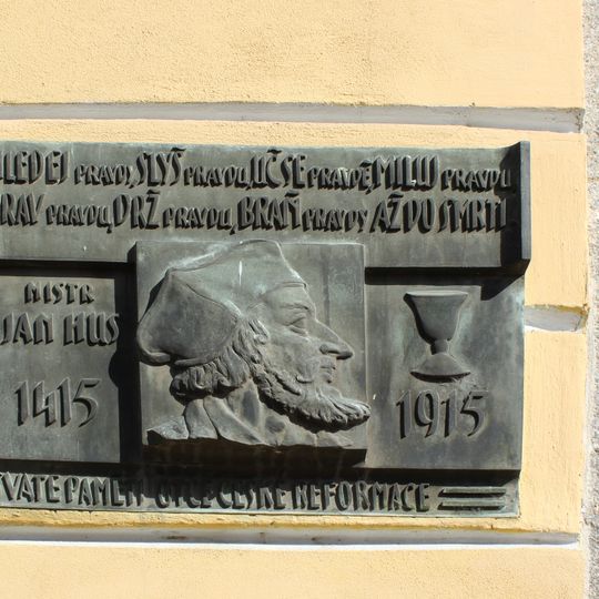 Pamětní deska Jana Husa ve Volyni